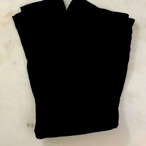 Black skinny slacks. Like new.